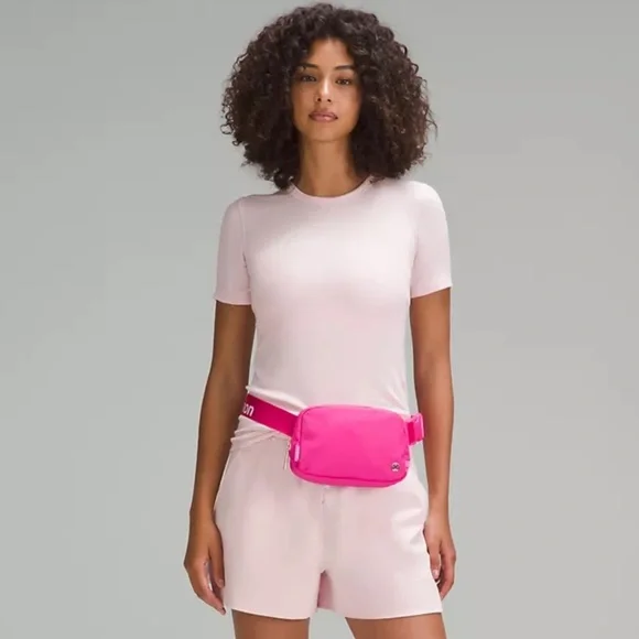 Lululemon Sonic Pink Everywhere Belt Bag Wordmark Logo NWT - Picture 6 of 8